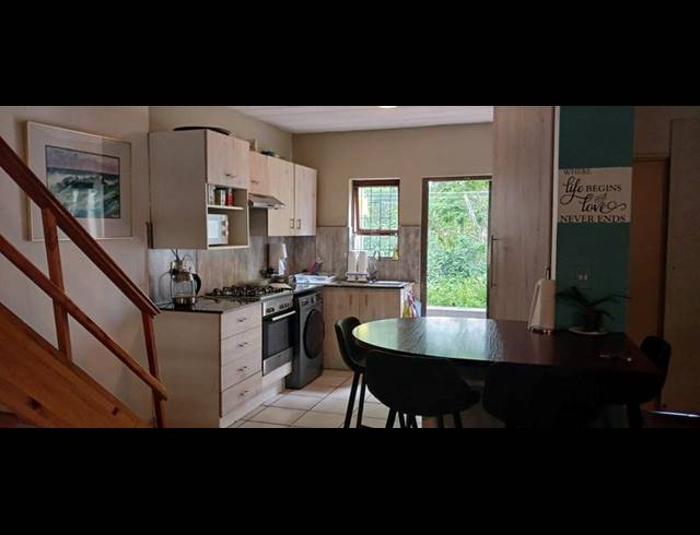 4 BEDROOM PROPERTY TO RENT IN FOURWAYS